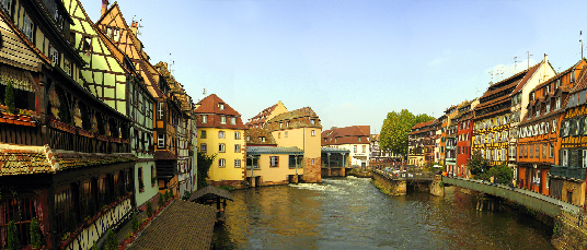 petite_france_strasbourg_l.jpg (145828 byte)